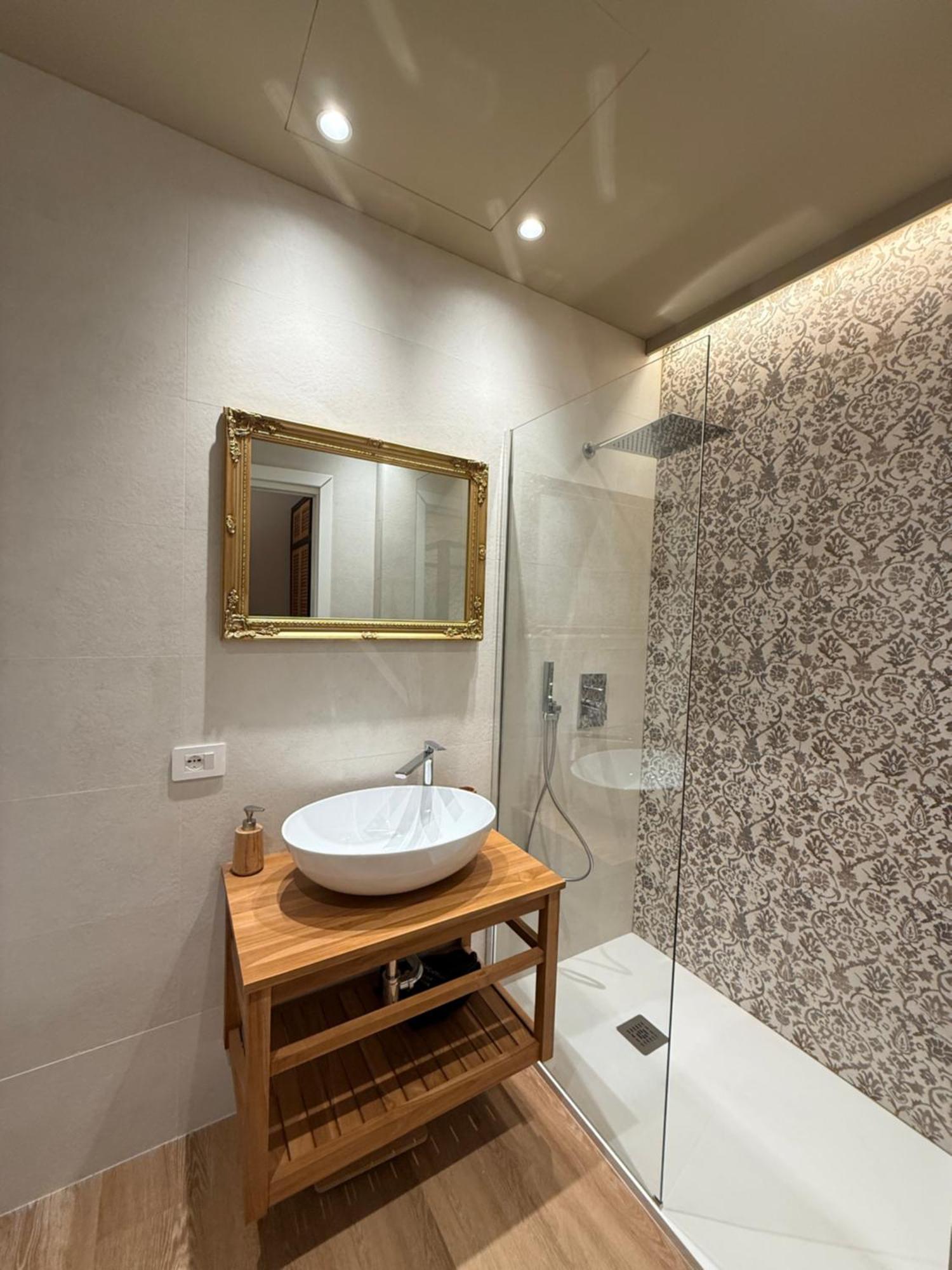 La Maison Coloniale Suite E Zona Wellness Free Cagliari Luaran gambar
